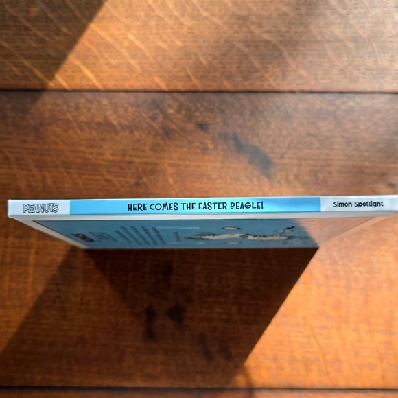 Peanuts 'Here Comes the Easter Beagle' Book By Charles M. Schulz - Picture 3 of 3